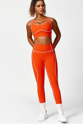 Scoop Neck Contrast Topstitch Sports Bra