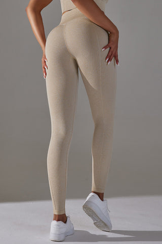 Seamless High Rise 7/8 Length Textured Legging