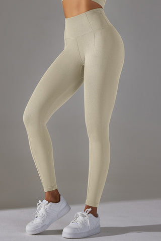 Seamless High Rise 7/8 Length Textured Legging