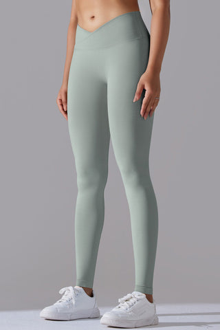 Seamless High Rise Crossover 7/8 Length Legging