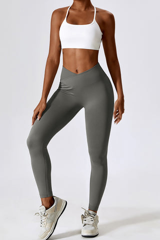 Crossover Ruched Back Legging