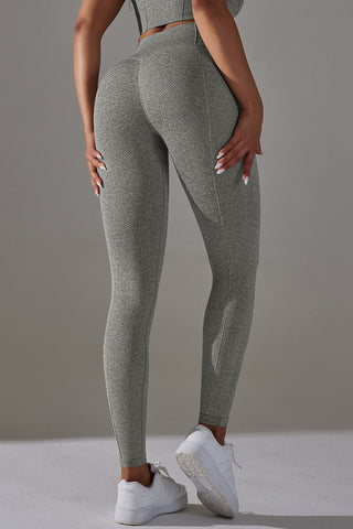 Seamless High Rise 7/8 Length Textured Legging