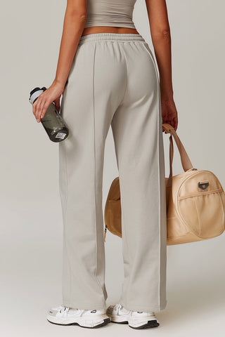 Mid Rise Straight Cut Pant