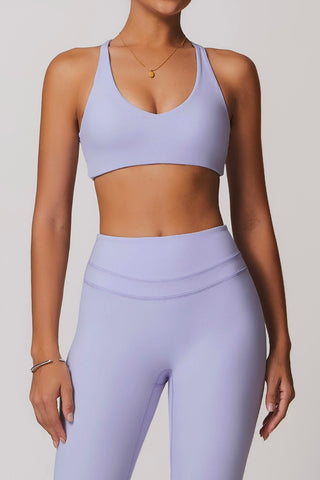 Scoop Crossover Twist Back Sports Bra