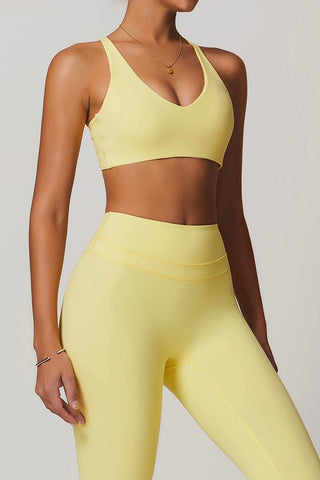 Scoop Crossover Twist Back Sports Bra